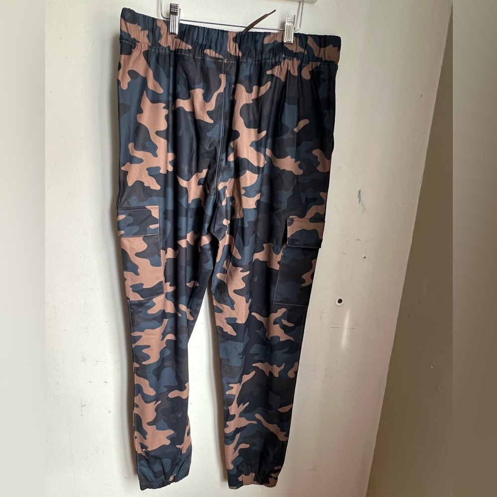 ZYIA Camouflage Jogger Pants